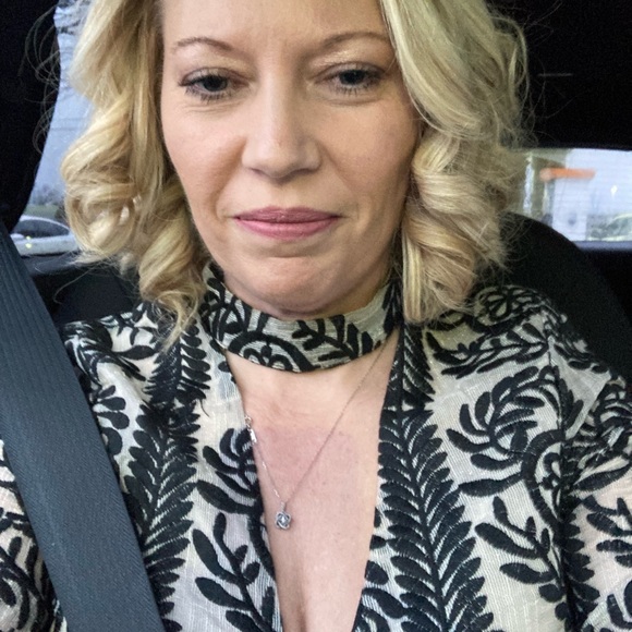 Missguided Petite Exclusive Embroidered Choker Neck Top - Picture 11 of 14